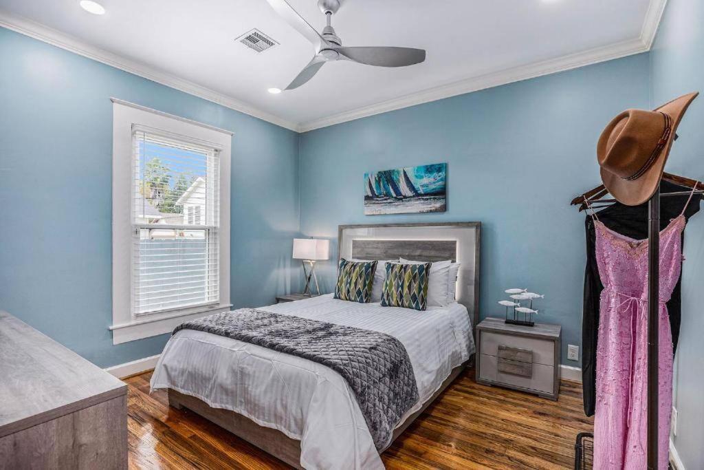 Luxury Designer Villa By The Beach Bright Beautiful Brand New Galveston Esterno foto