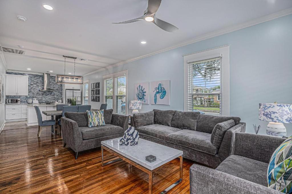 Luxury Designer Villa By The Beach Bright Beautiful Brand New Galveston Esterno foto