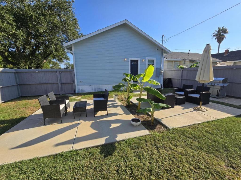Luxury Designer Villa By The Beach Bright Beautiful Brand New Galveston Esterno foto