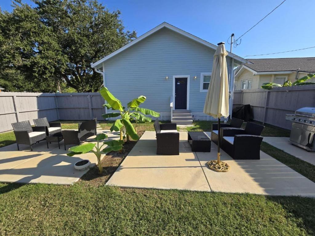 Luxury Designer Villa By The Beach Bright Beautiful Brand New Galveston Esterno foto