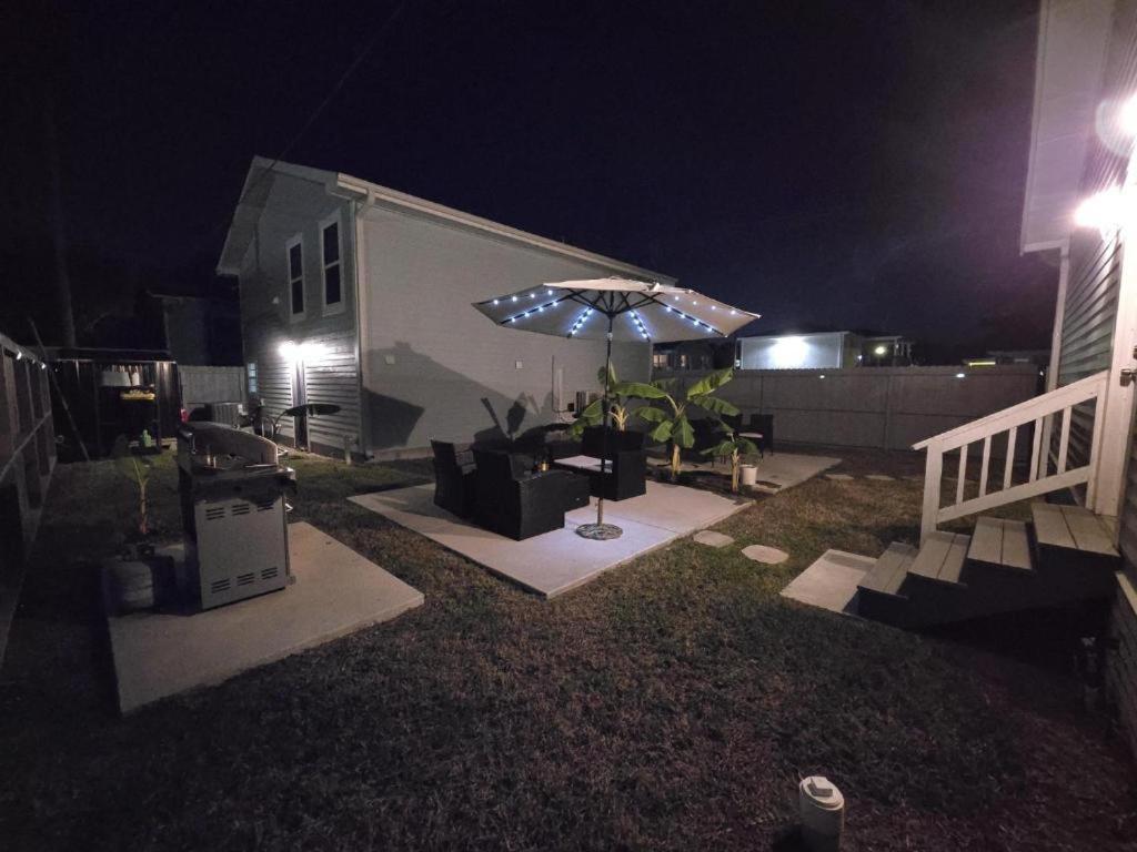 Luxury Designer Villa By The Beach Bright Beautiful Brand New Galveston Esterno foto